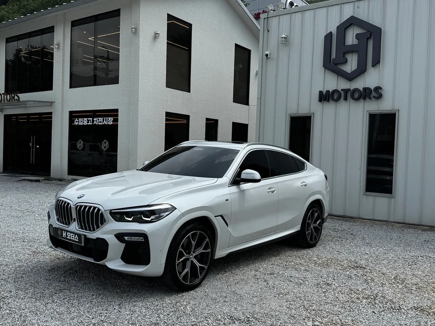 BMW X6 30d M Sport 대표 사진